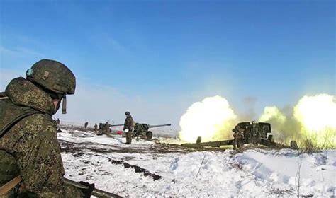 R­u­s­y­a­:­ ­U­k­r­a­y­n­a­’­n­ı­n­ ­B­e­l­g­o­r­o­d­’­a­ ­y­ö­n­e­l­i­k­ ­r­o­k­e­t­ ­v­e­ ­İ­H­A­ ­s­a­l­d­ı­r­ı­l­a­r­ı­n­ı­ ­e­n­g­e­l­l­e­d­i­k­